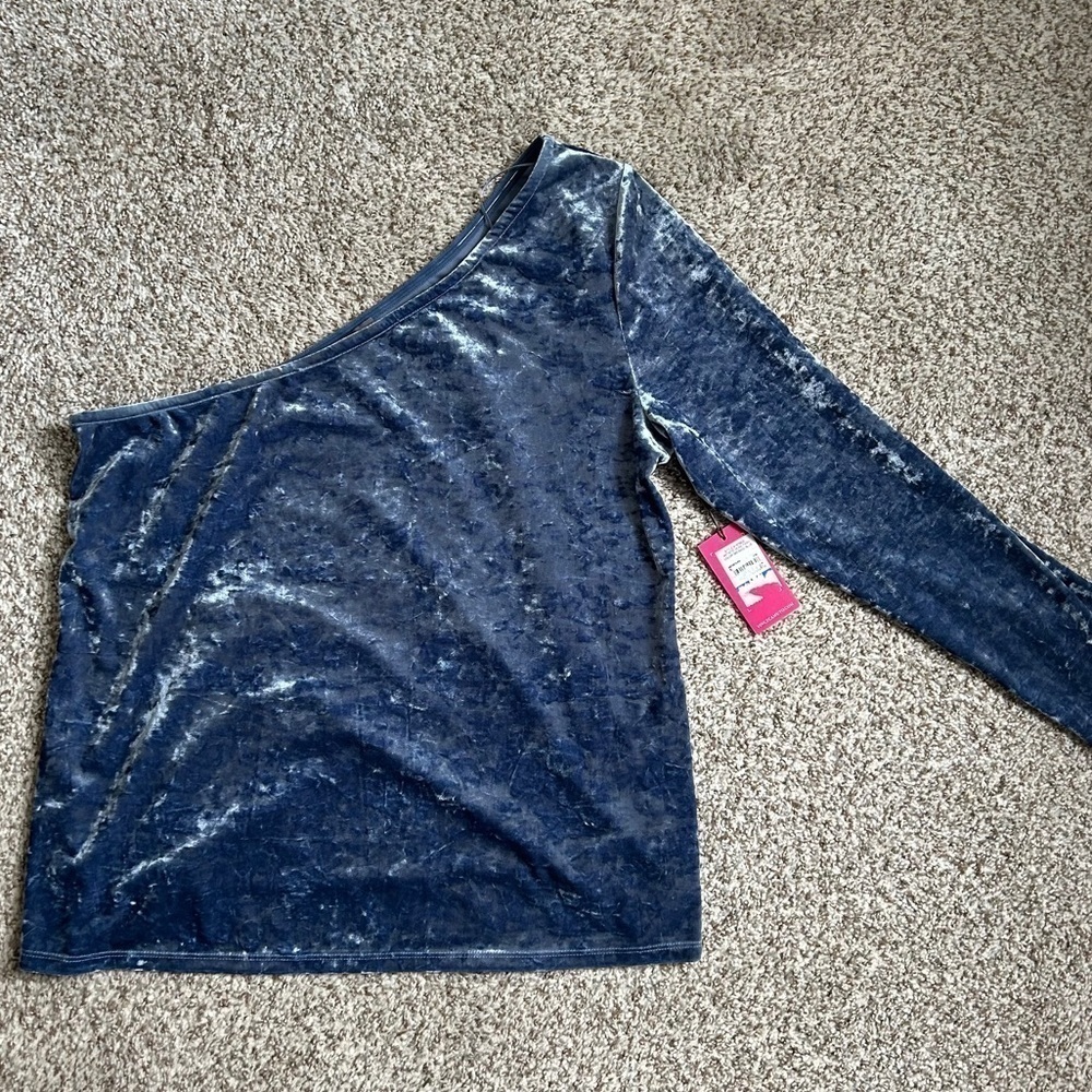 NWT Vince Camuto Artistic Muse Blue Velvet One Shoulder Blouse XL